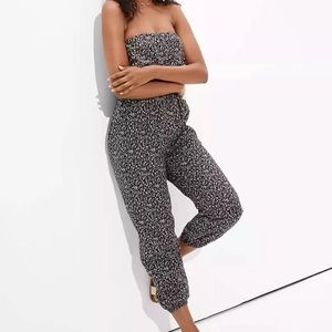 NWT American Eagle Black White Ruffled Top Adjustable Strap Jumpsuit Size L